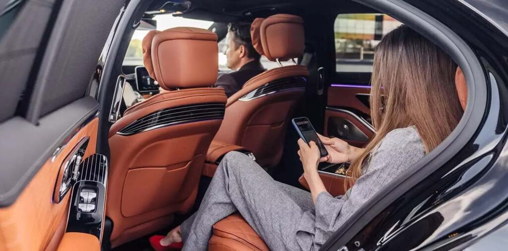 chauffeur services safest driver dubai 1024x507
